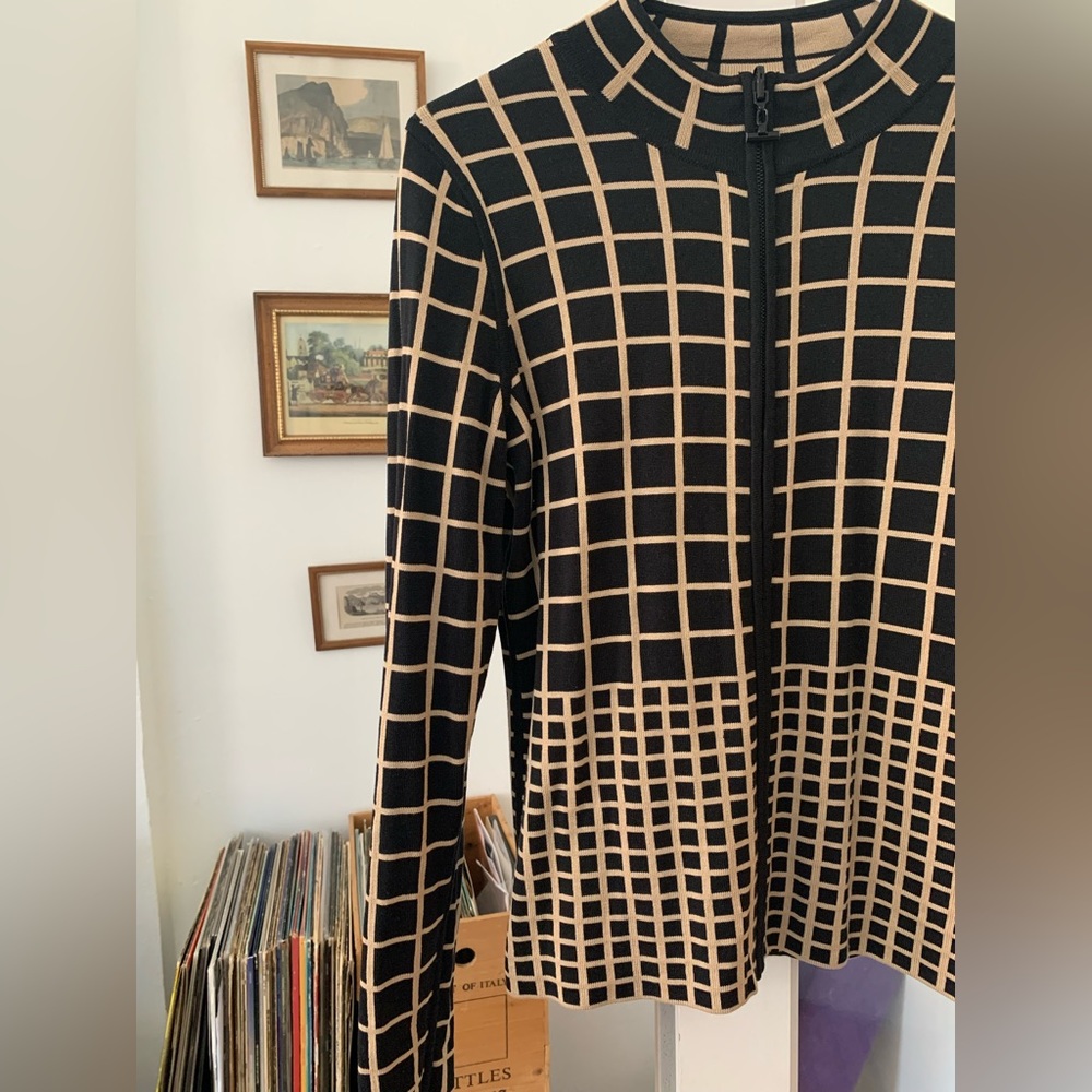 Reversible Pattern Sweater - Size M - image 2